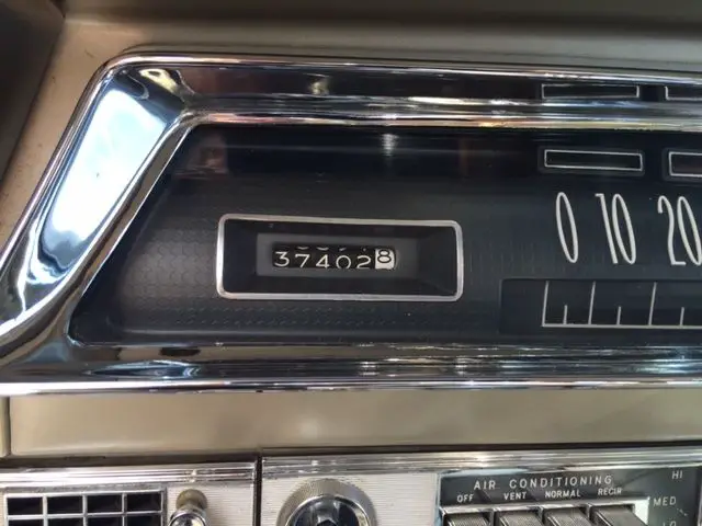 1962 super 88. 2 dr hardtop. 37,000 orig miles. original ! a/c, wow. 62 chev