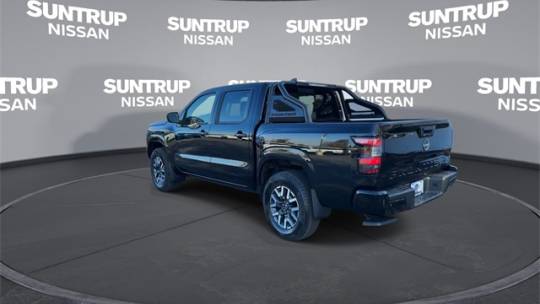 2023 nissan frontier sv