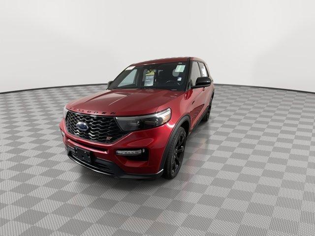 2022 ford explorer st
