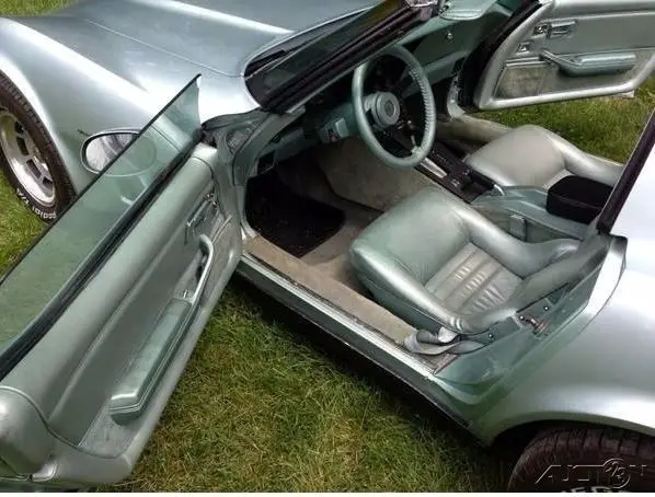 1982 chevrolet corvette used 5.7l v8 16v automatic rwd, chevy, restored