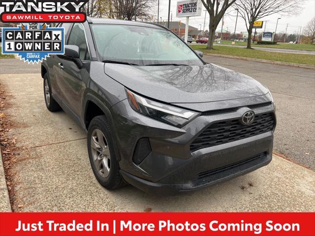 2022 toyota rav4 xle