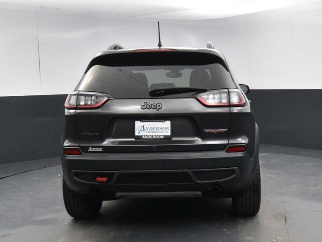 2020 jeep cherokee trailhawk