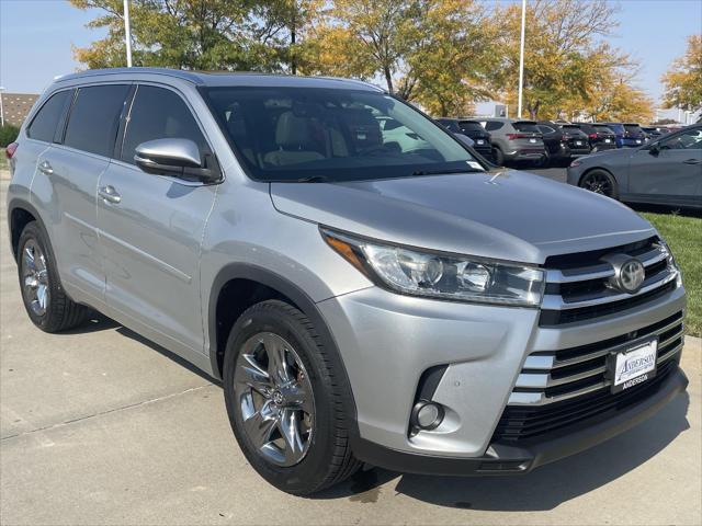 2017 toyota highlander limited platinum