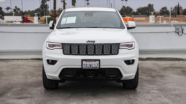 2022 jeep grand cherokee laredo