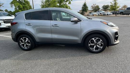 2022 Kia lx