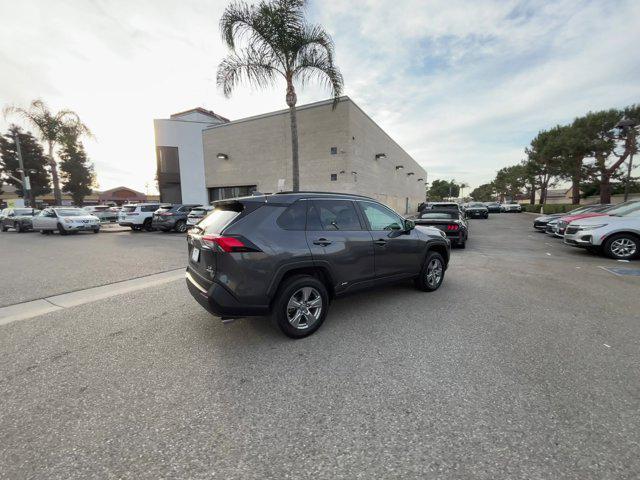 2024 toyota rav4 hybrid le