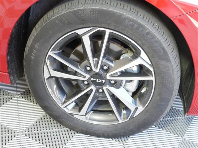 2023 kia forte lxs
