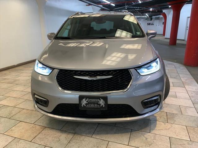 2021 chrysler pacifica touring l