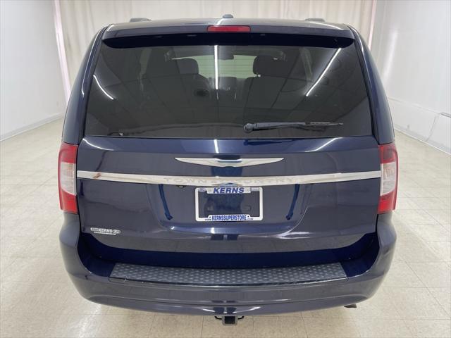2015 chrysler town & country touring