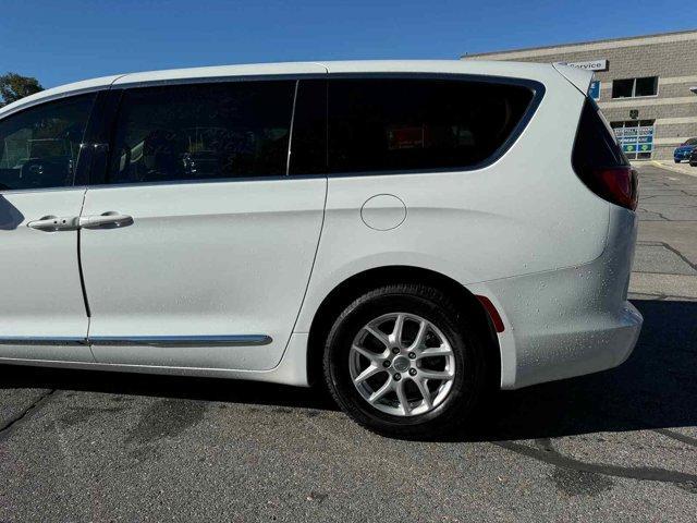 2017 chrysler pacifica lx