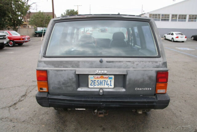 1987 jeep cherokee 4x4 automatic 6 cylinder no reserve