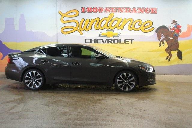 2017 nissan maxima 3.5 sr