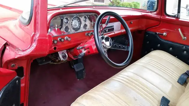 1959 ford f100 / 302 / c4 / 9" 3.70