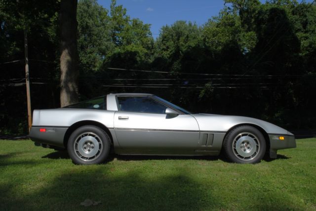 1986 chevrolet corvette l98 in excellent condition with every option!