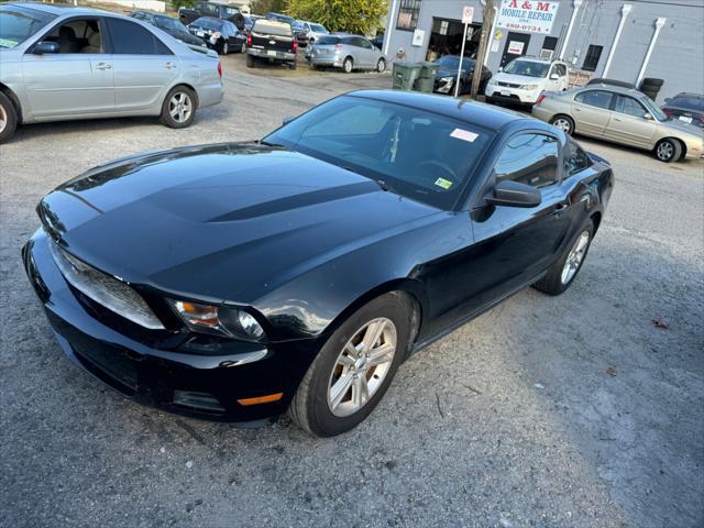 2012 ford mustang v6
