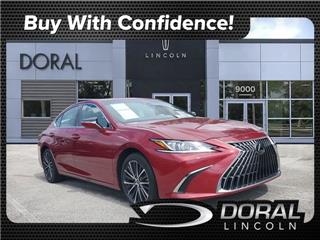 2022 Lexus ES base
