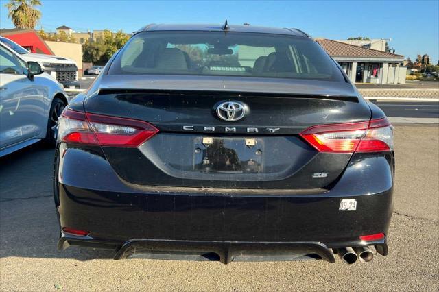 2021 toyota camry se