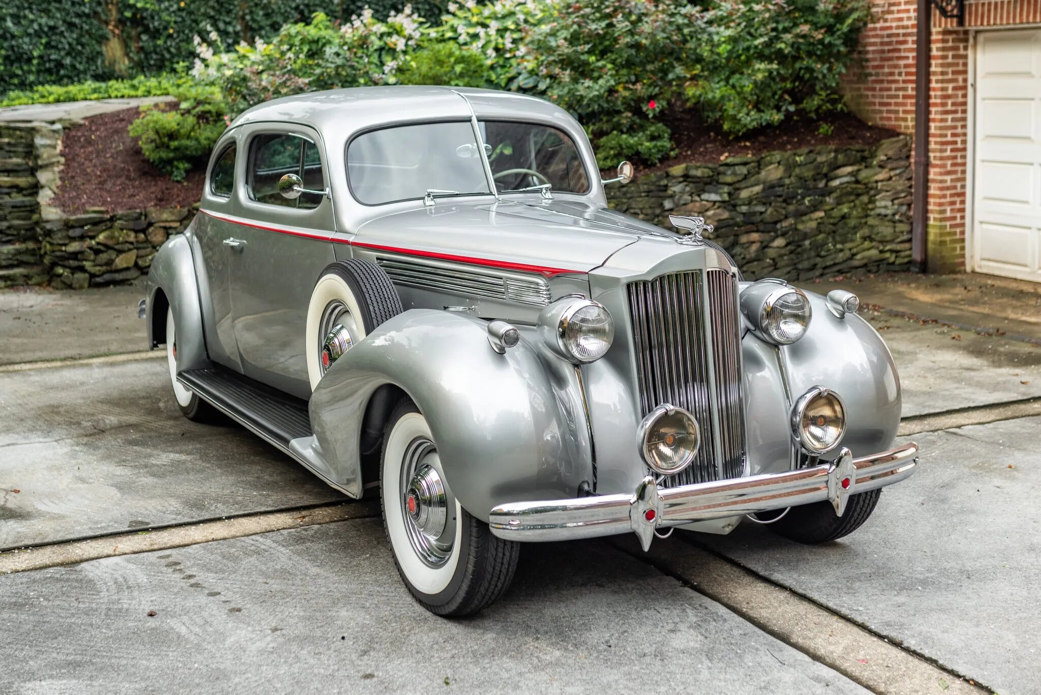 packard eight club coupe