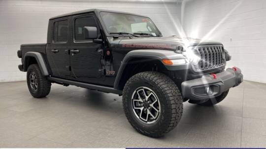 2024 Jeep Gladiator