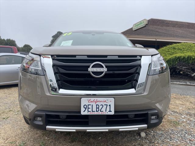 2023 nissan pathfinder platinum 4wd