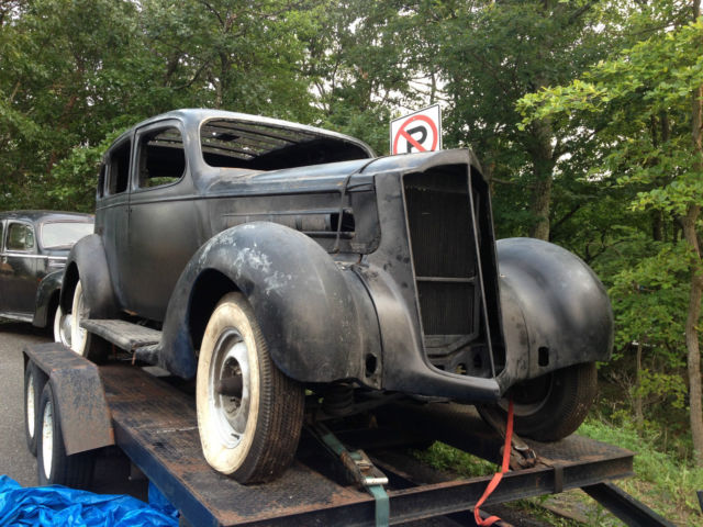 1937 packard 115 sedan