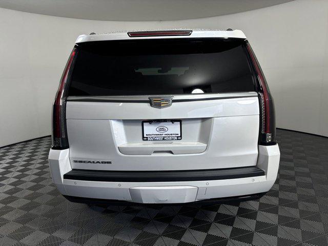 2018 cadillac escalade luxury