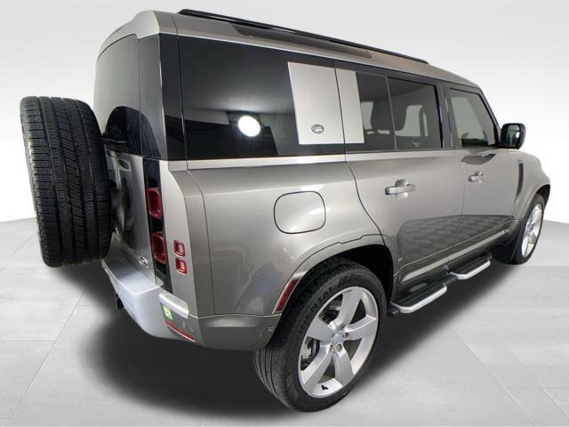 2022 land rover defender 110 xs edition