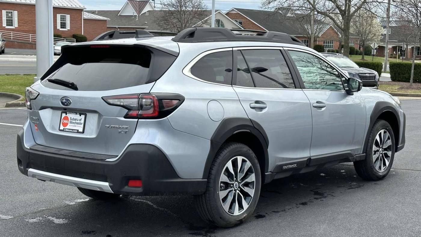 2024 subaru outback limited xt