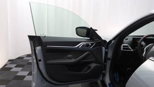 2025 BMW i4