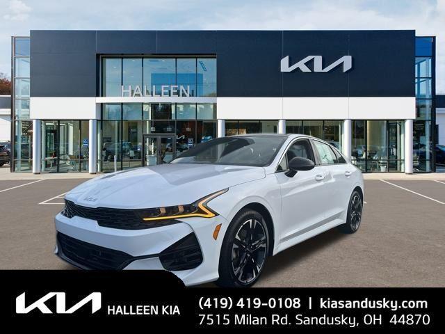 2022 kia k5 gt-line