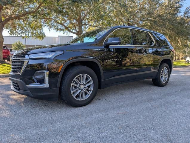 2023 chevrolet traverse lt cloth