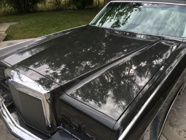 very low miles in excellent condition 1977 lincoln town coupe