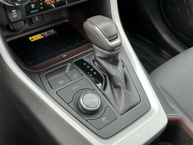 2022 toyota rav4 hybrid limited