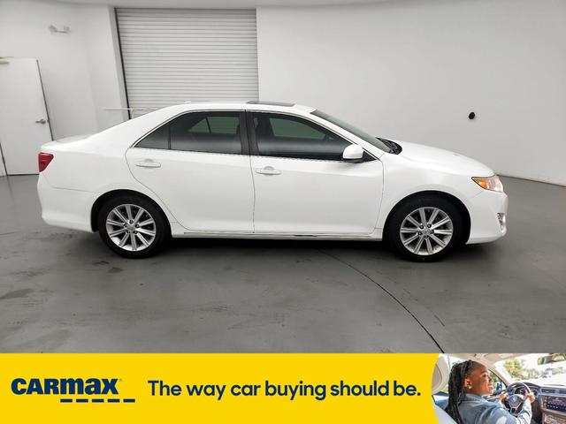 2014 toyota camry se