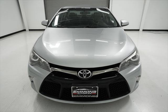 2017 toyota camry se