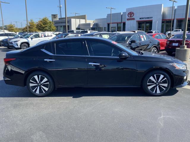 2019 nissan altima 2.5 sv