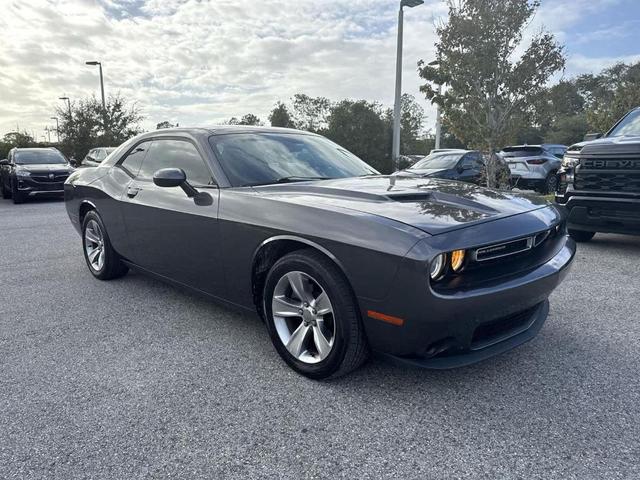 2018 dodge challenger sxt