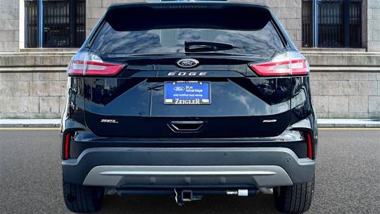 2021 Ford Edge