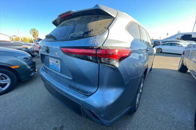 2020 toyota highlander limited