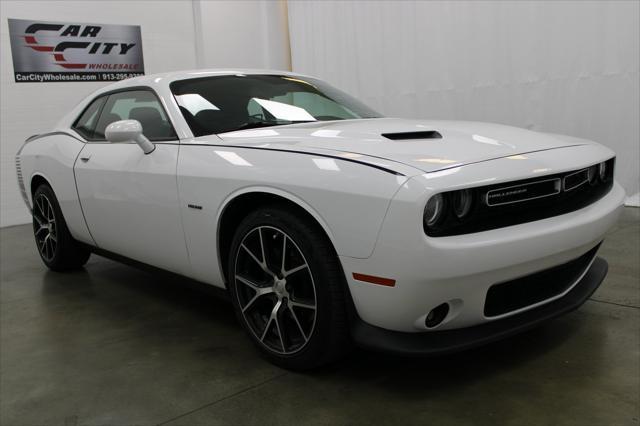 2017 dodge challenger r/t