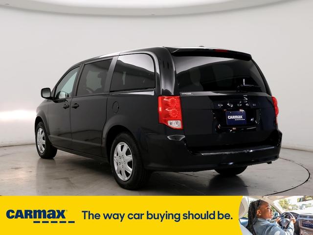 2019 dodge grand caravan se