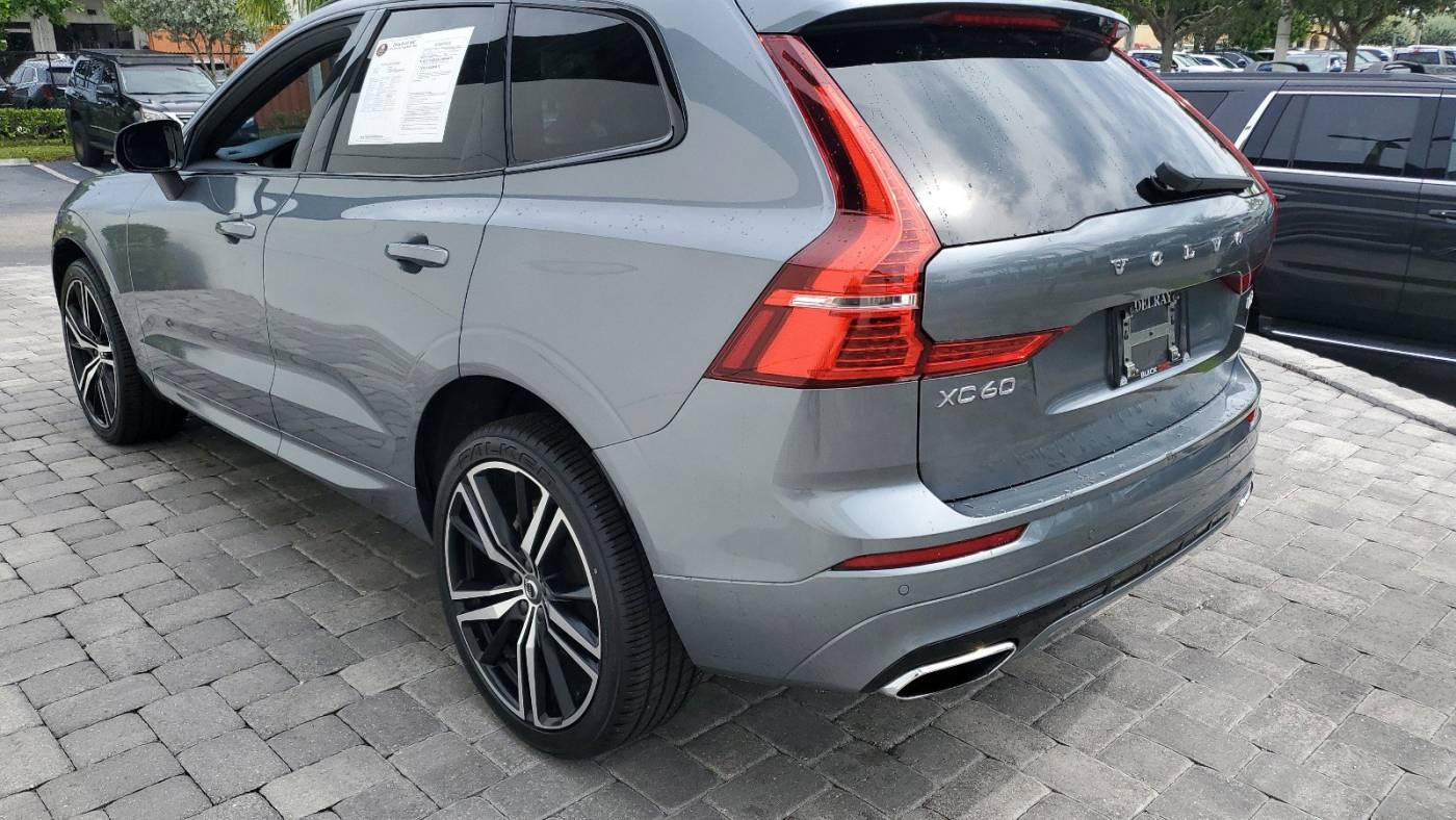 2021 volvo xc60 t5 r-design