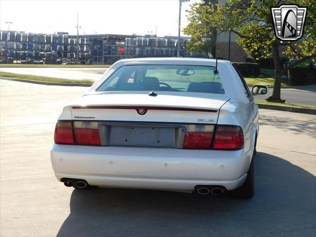 2003 cadillac seville base