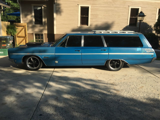 1968 plymouth custom suburban 9 passenger supercharged 440