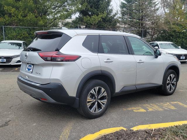 2021 nissan rogue sv