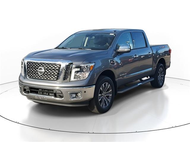 2017 nissan titan sl
