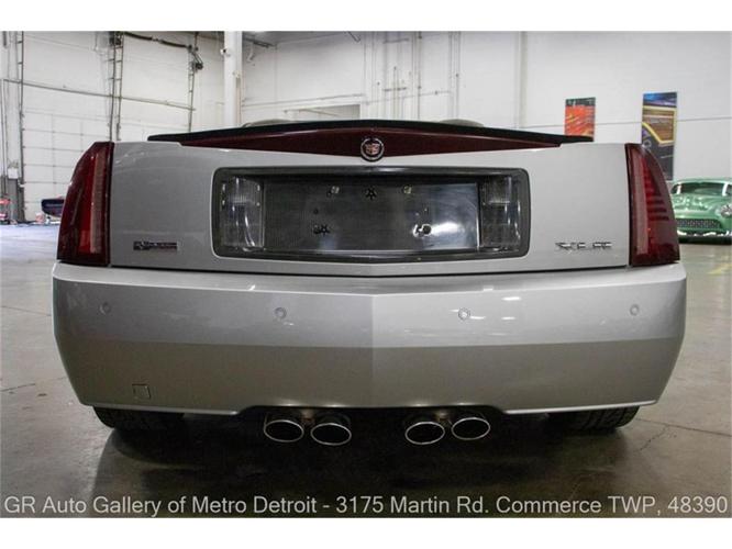 2005 cadillac xlr in kentwood, michigan