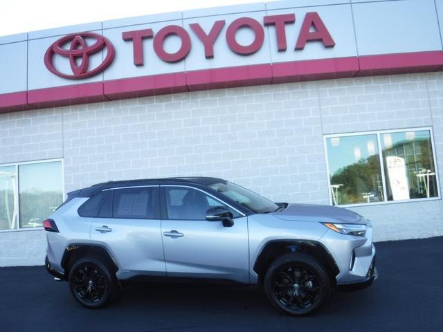 2022 toyota rav4 hybrid se