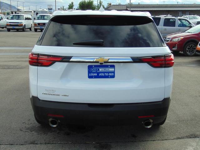 2022 chevrolet traverse ls