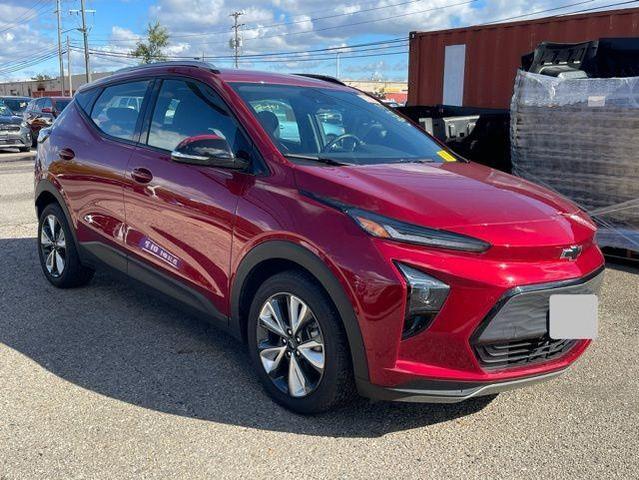 2023 chevrolet bolt euv lt